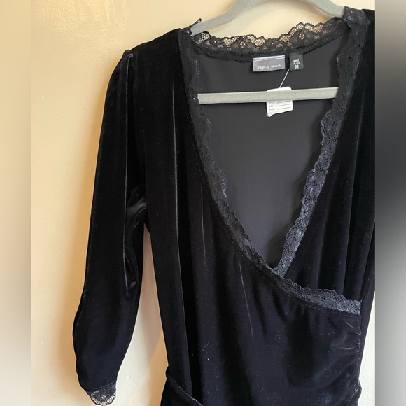 Apt 9 dark romantic lace trim midi velour dress size M stretch whimsigoth witchy - Picture 3 of 13